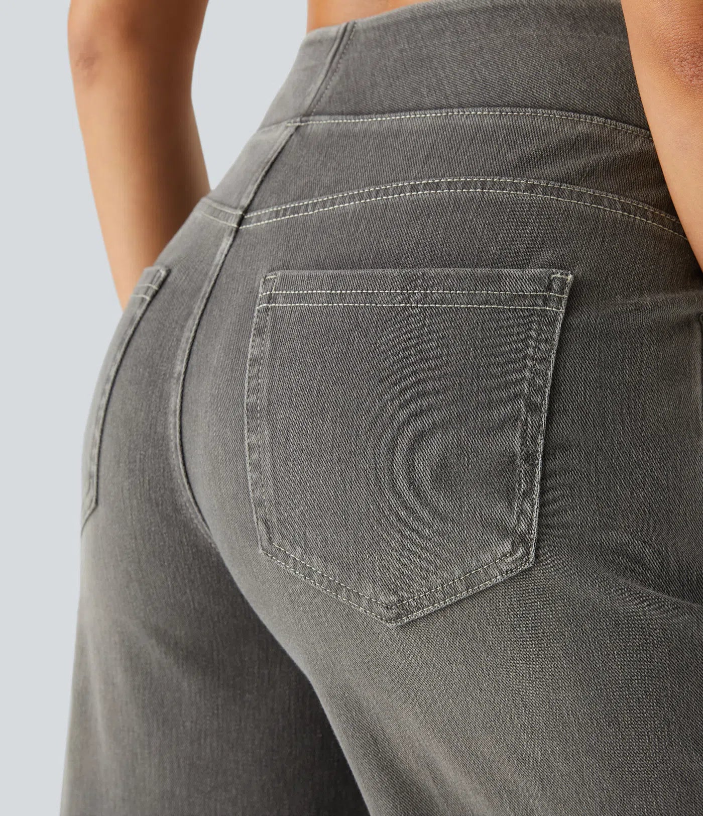 High Waisted Jeans
