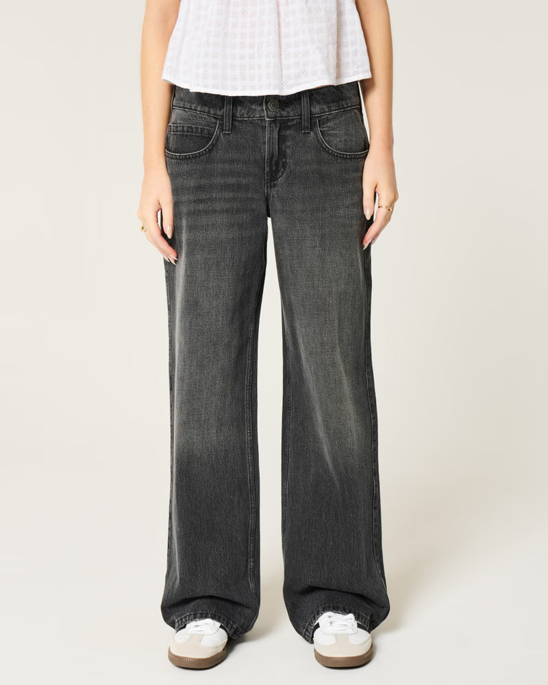 Low-Rise Medium Wash Baggy Jeans